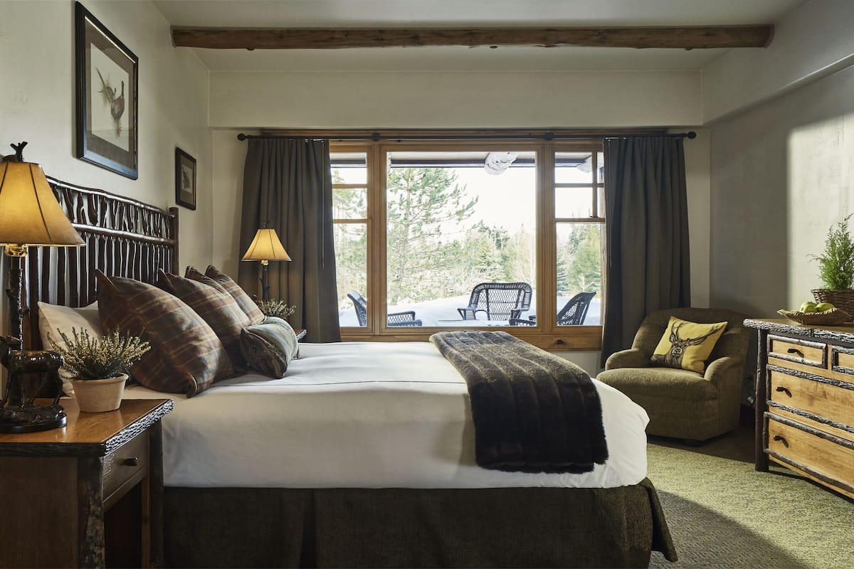 1 slaapkamer, luxe beddengoed, een kluis op de kamer, een bureau