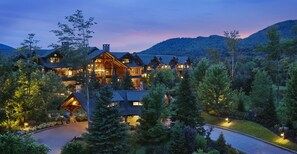 Front of property - evening/night - The Whiteface Lodge (Lake Placid)