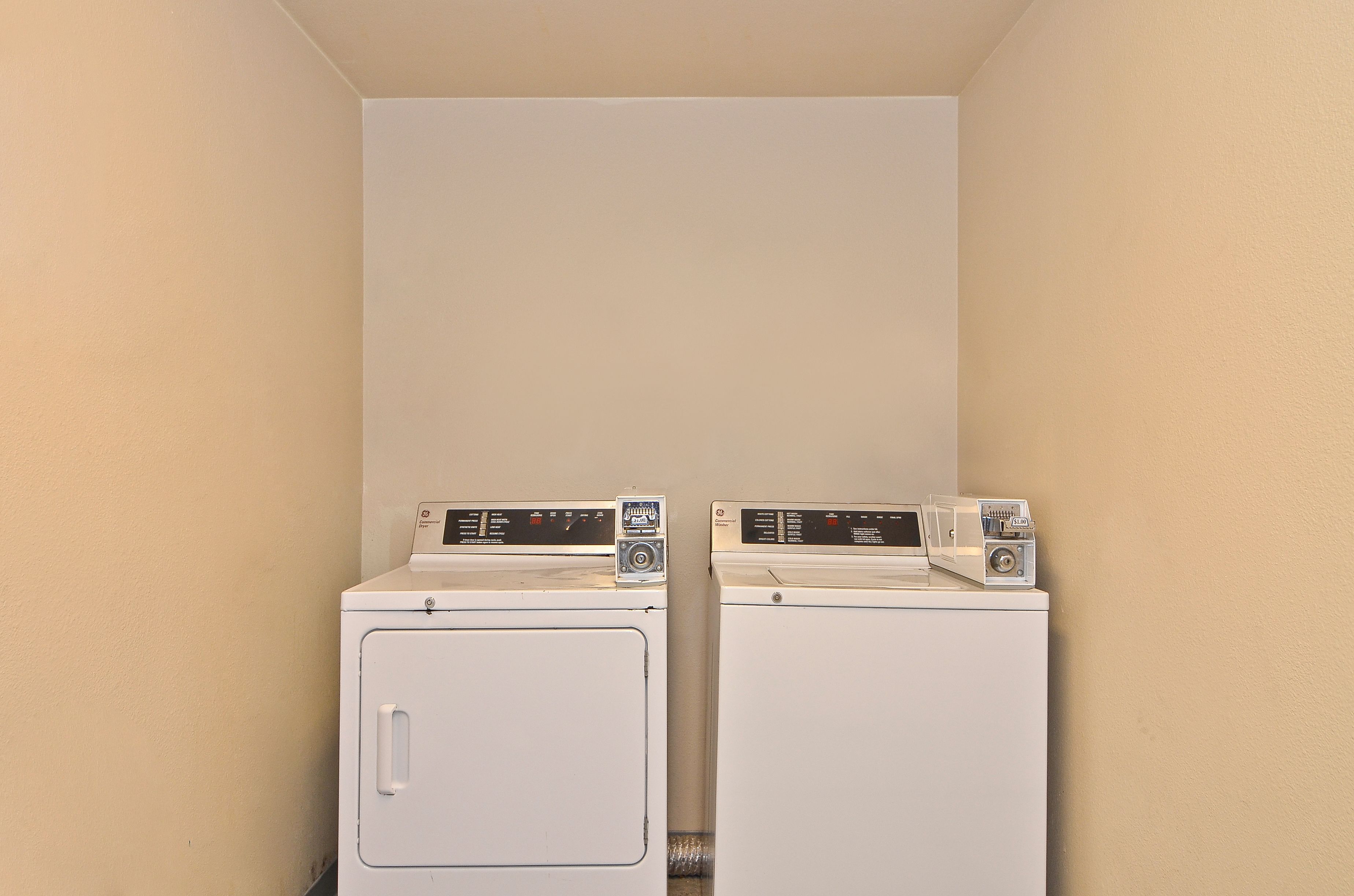 Photo - Clackamas Inn and Suites