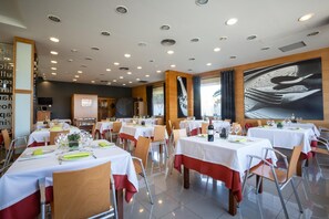 Lunch and dinner served, Mediterranean cuisine
