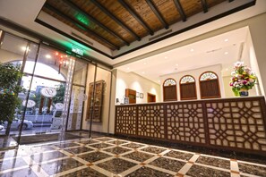 Lobby - Delmon International Hotel (Manama)