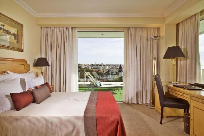 Free minibar items, in-room safe, desk, laptop workspace