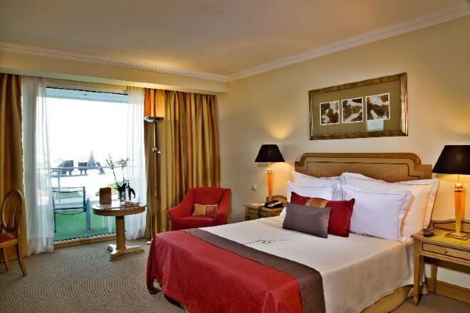 Free minibar items, in-room safe, desk, laptop workspace