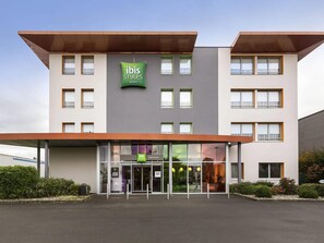 Exterior - ibis Styles Bethune Bruay (Bruay-la-Buissiere)