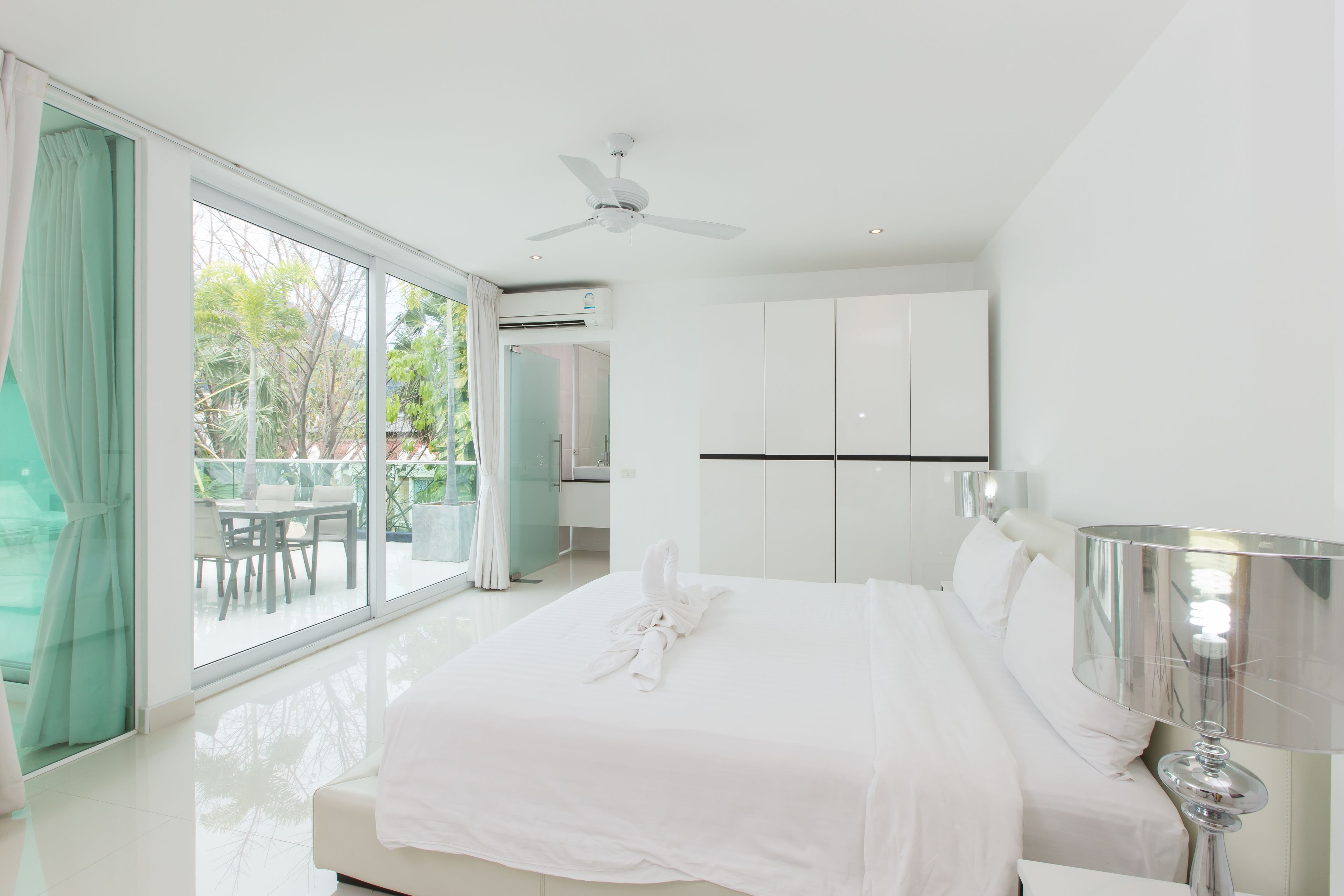Three-Bedroom Apartment | In-room safe, desk, blackout drapes, iron/ironing board