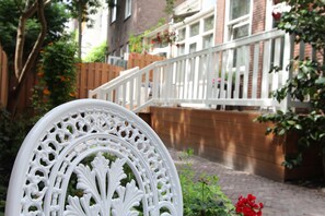 Terrace/patio - Apple Inn Hotel (Amsterdam)