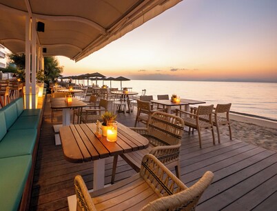 Golden Star City Resort