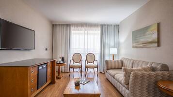 Smart TV 50 polegadas com canais via satélite