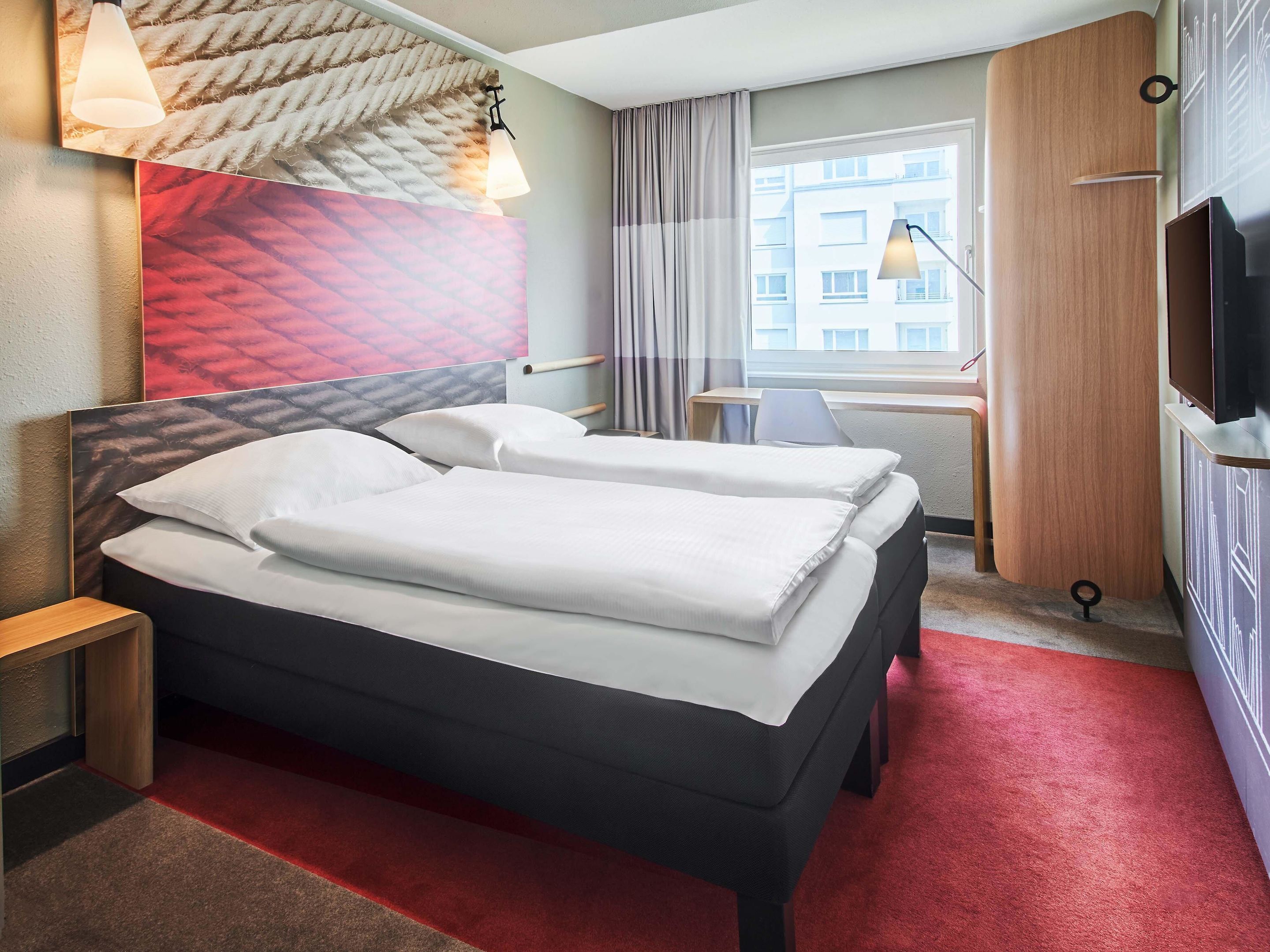Foto - B&B HOTEL Frankfurt-Messe