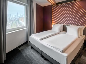 Premium Double Room | Desk, blackout curtains, soundproofing, free WiFi -  B&B HOTEL Frankfurt-Messe (Frankfurt)