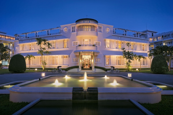 Front of property - evening/night