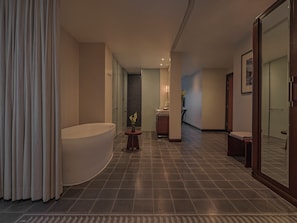 Perfume River Suite | Bathroom | Designer toiletries, hair dryer, bathrobes, slippers