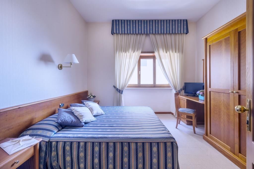 Minibar, in-room safe, desk, soundproofing