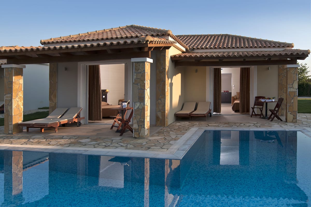 Superior Bungalow, Pool Access | View from room