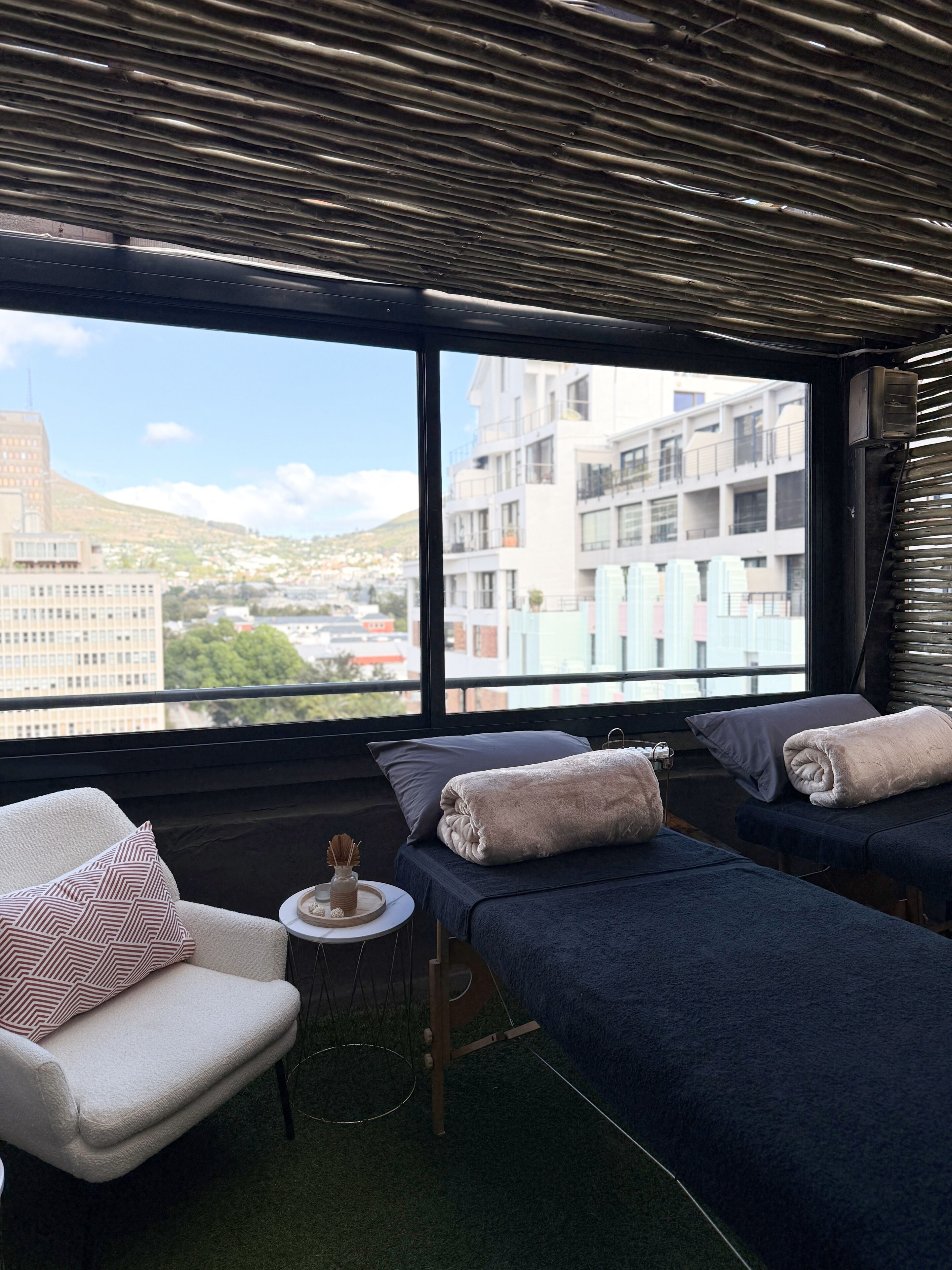 Couples treatment room(s), aromatherapy, hot stone massages