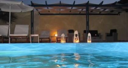 Melina Hotel