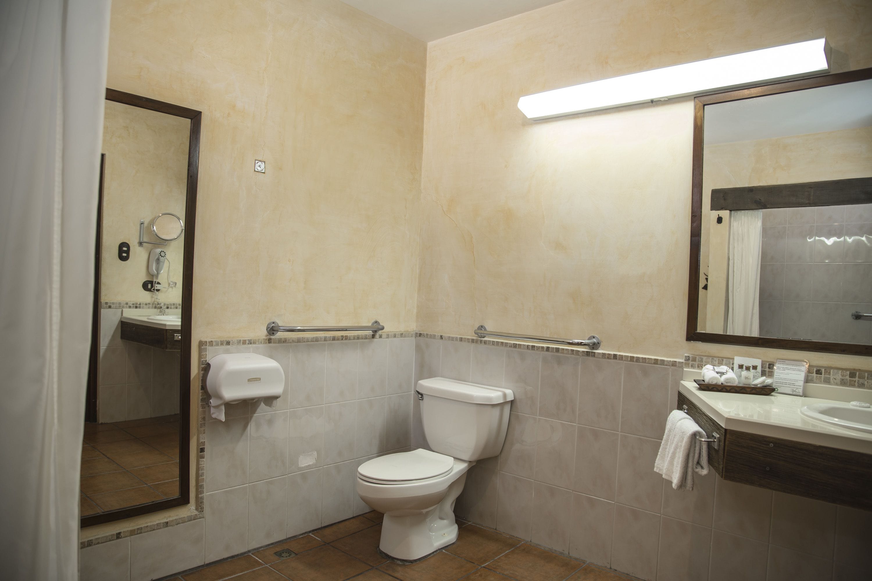 standard room, garden view | bathroom | shower, free toiletries, hair dryer, towels