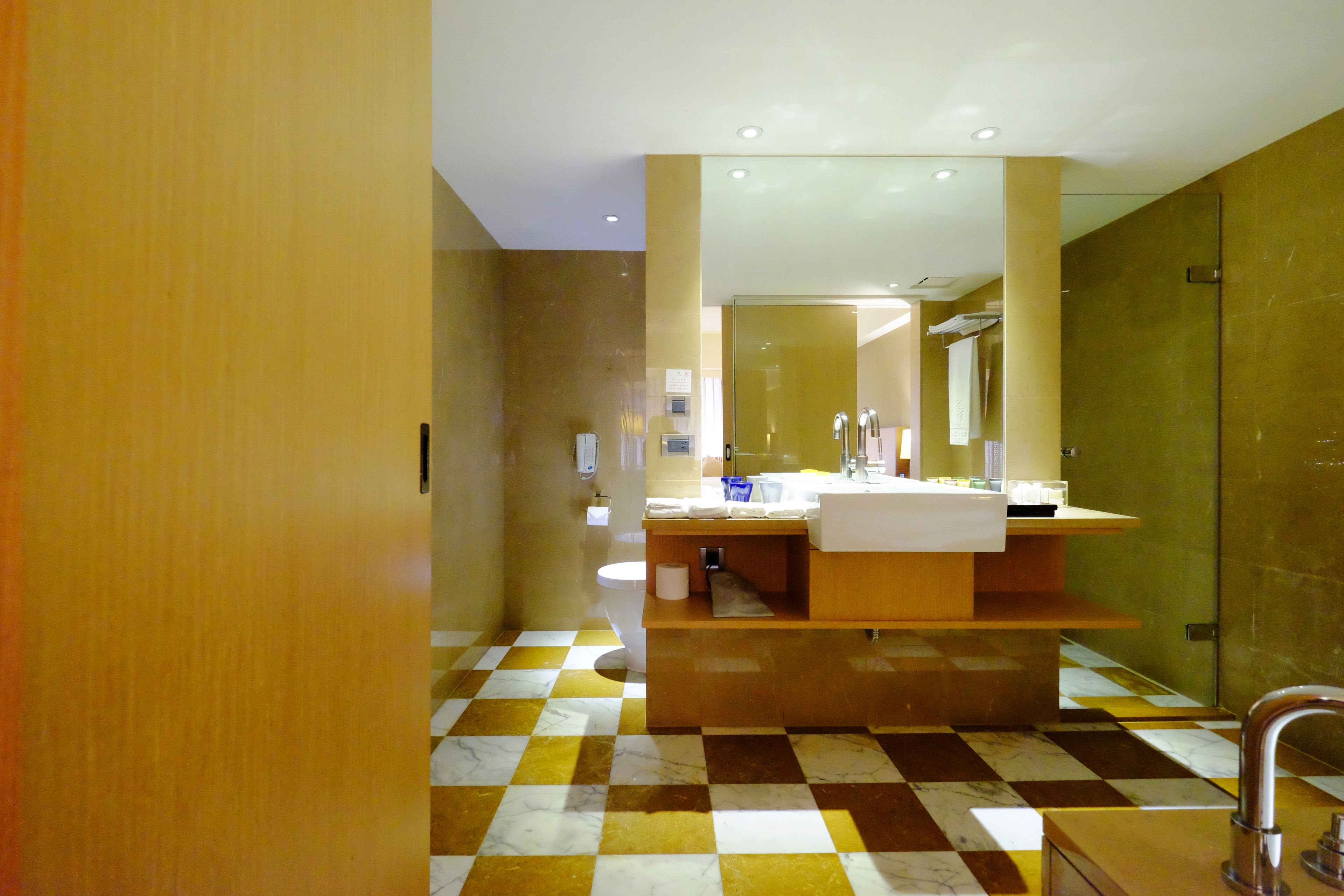 superior room | bathroom sink