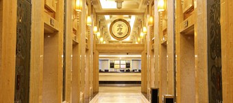 Royal Mediterranean Hotel