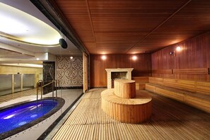 Couples treatment room(s), steam room, body treatments, hydrotherapy