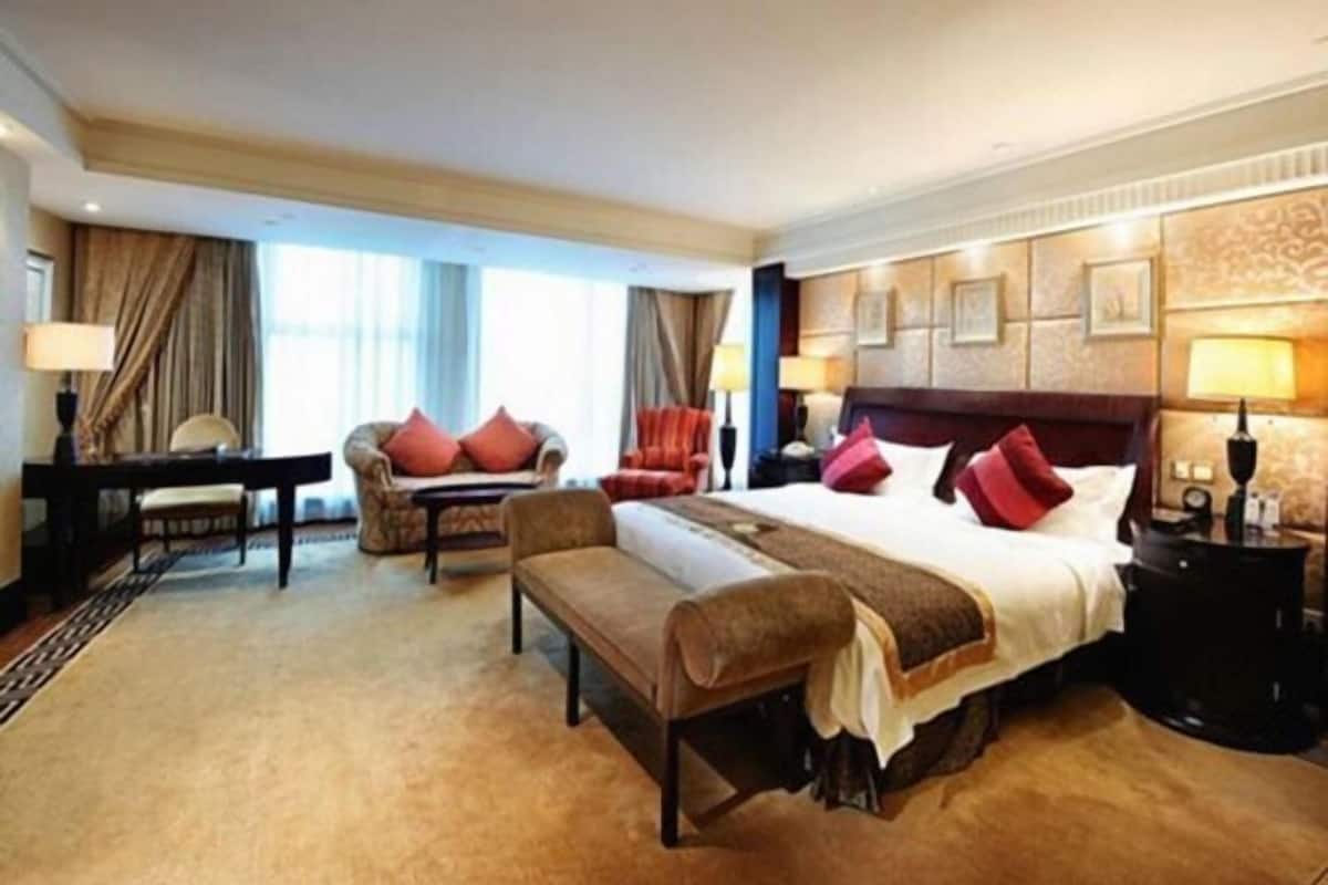 1 Schlafzimmer, Minibar, Zimmersafe, Schreibtisch
