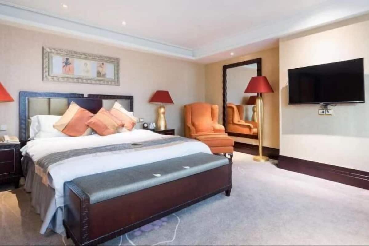 1 Schlafzimmer, Minibar, Zimmersafe, Schreibtisch