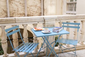 Balcony - Petit Palace Santa Cruz (Seville)