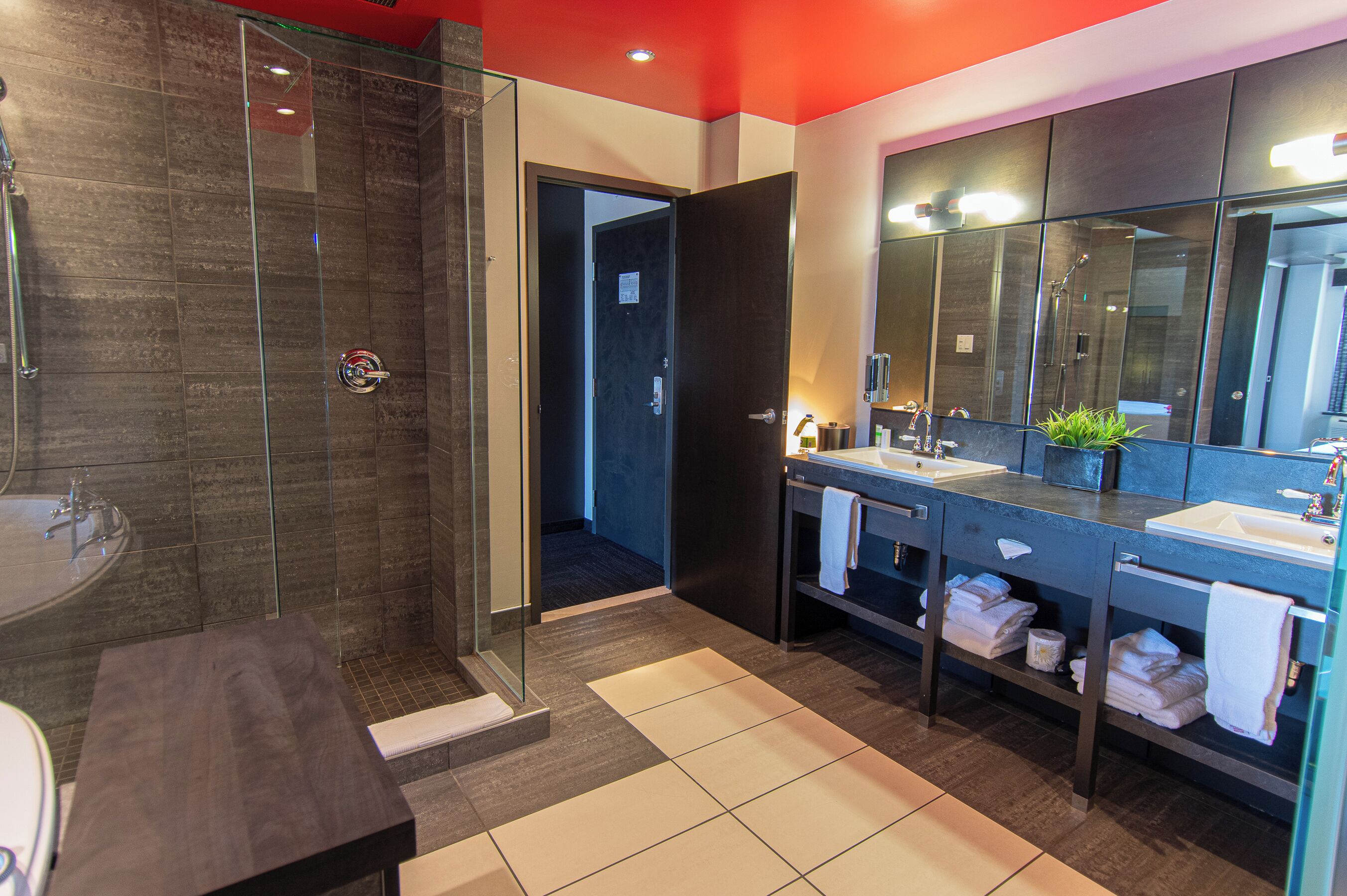 presidential suite, 1 king bed | bathroom | bathtub, hair dryer, towels