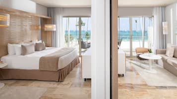 Suite Ocean Front | Útsýni að strönd/hafi