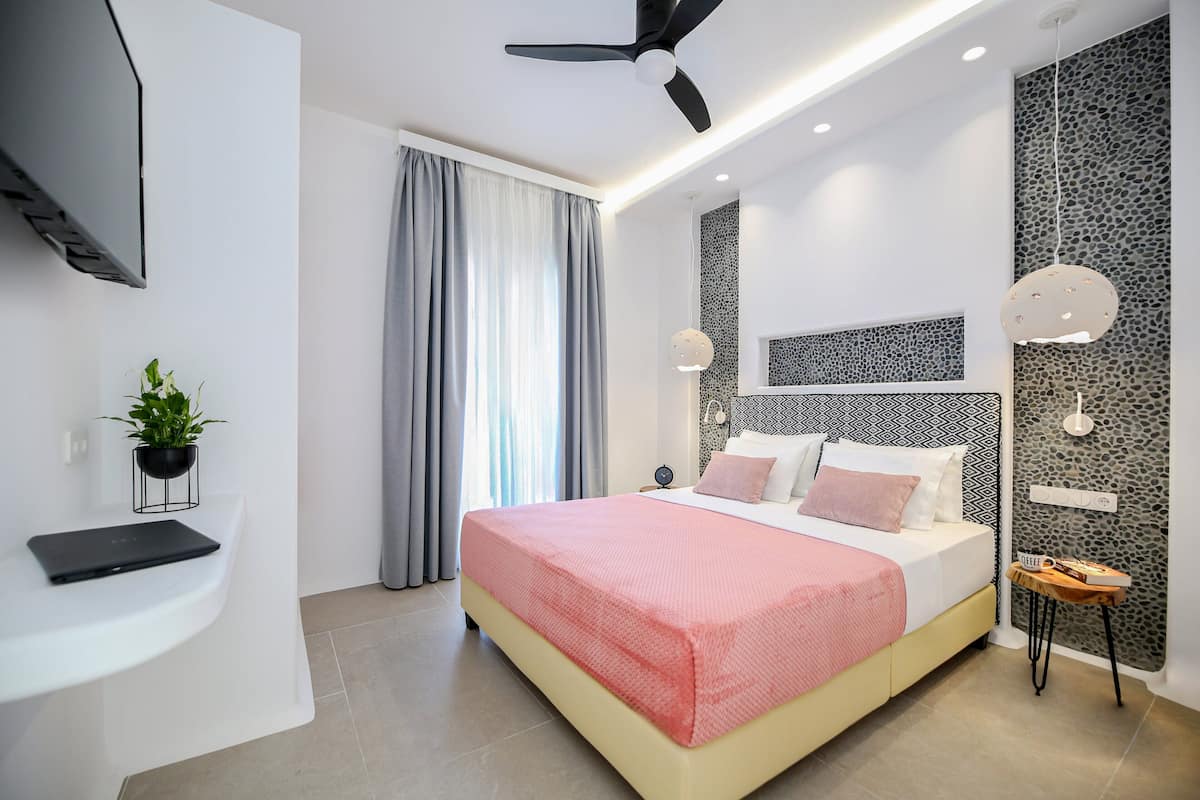 Superior One-Bedroom Villa | 객실 내 금고, 방음 설비, 다리미/다리미판, 무료 WiFi