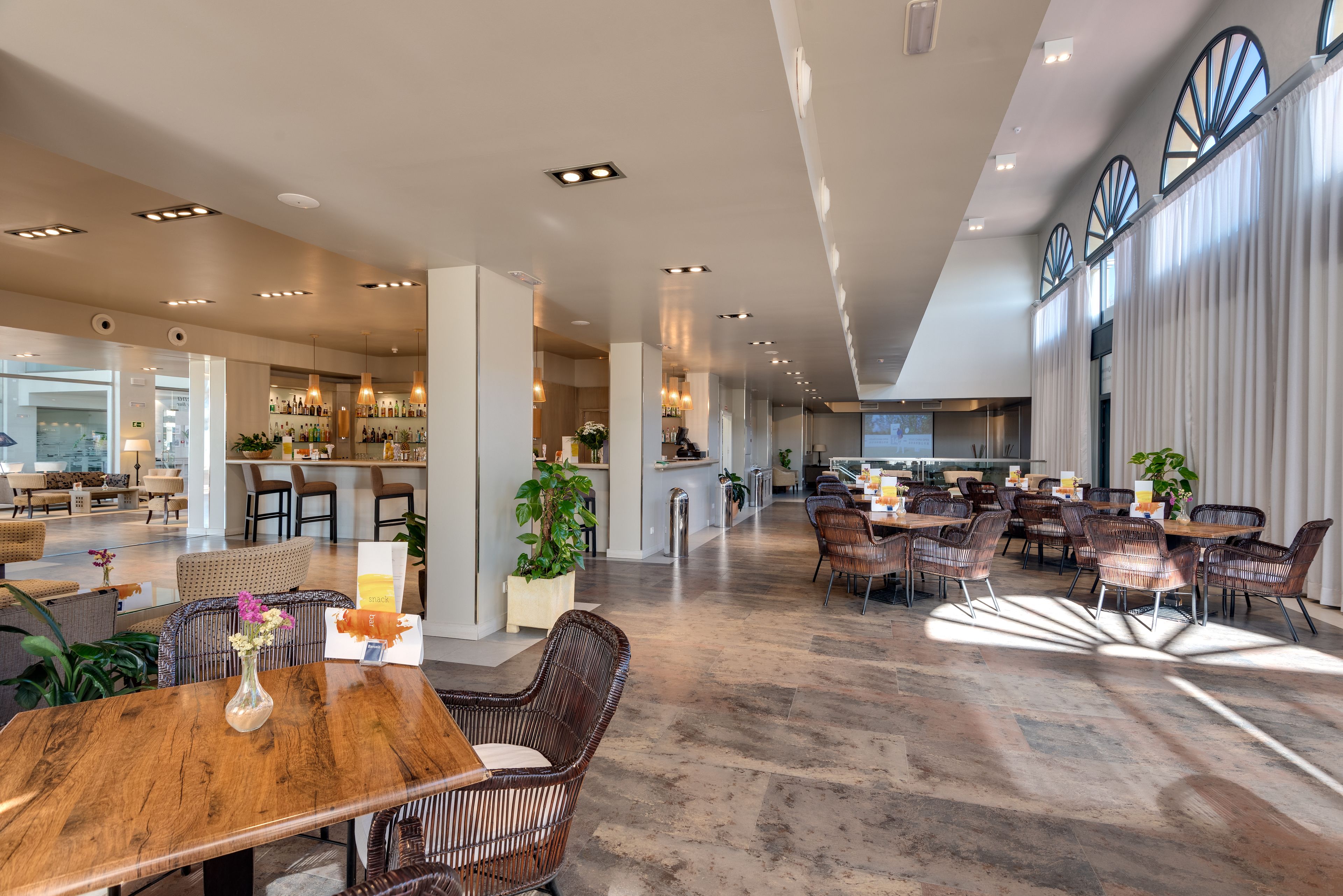 Bar lounge