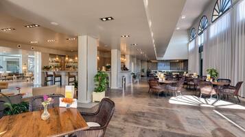 Bar lounge
