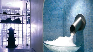 Couples treatment room(s), sauna, hot tub, steam room