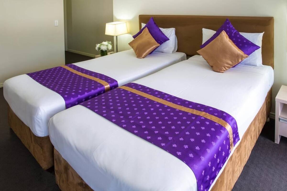 Premium bedding, in-room safe, desk, laptop workspace