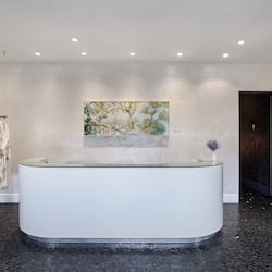 Couples treatment rooms, hot tub, body treatments, hydrotherapy