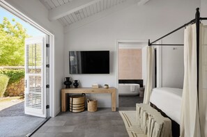 Suite (Yountville) | Sábanas italianas Frette, ropa de cama hipoalergénica y edredón 