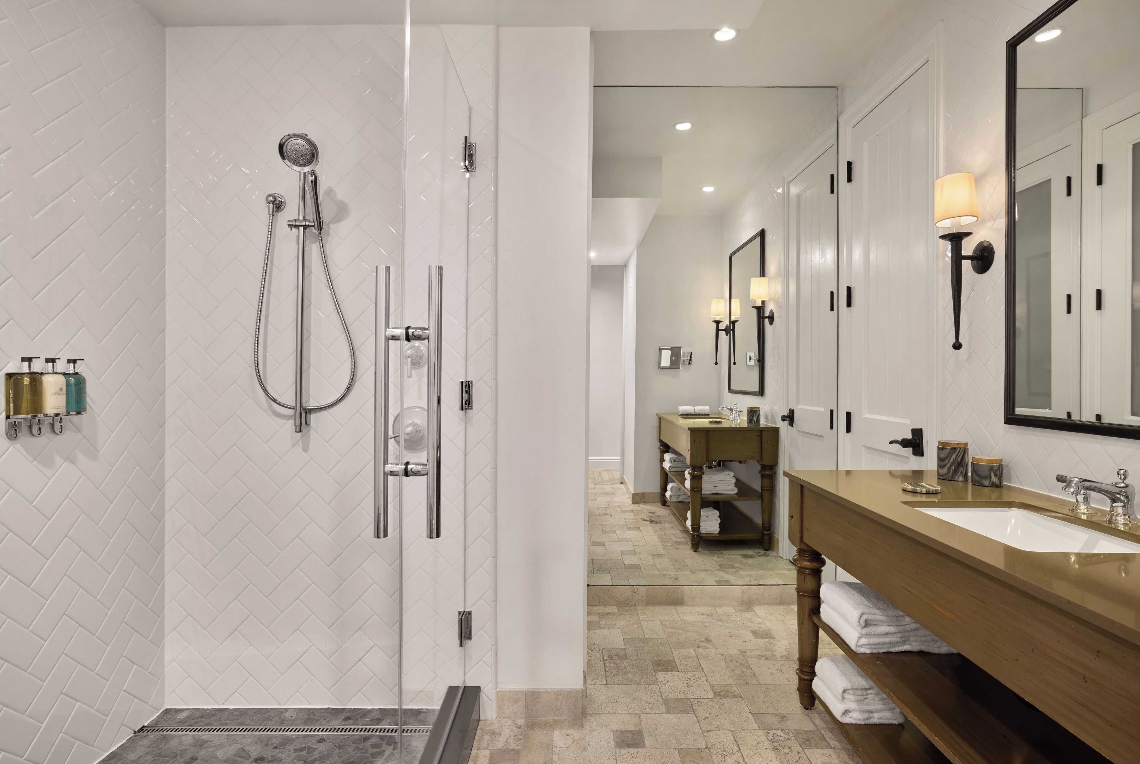 Combined shower/tub, jetted tub, designer toiletries, hair dryer