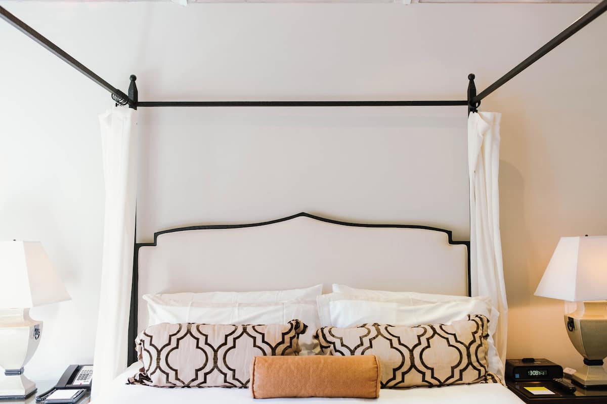 1 chambre, draps italiens Frette, literie hypoallergénique