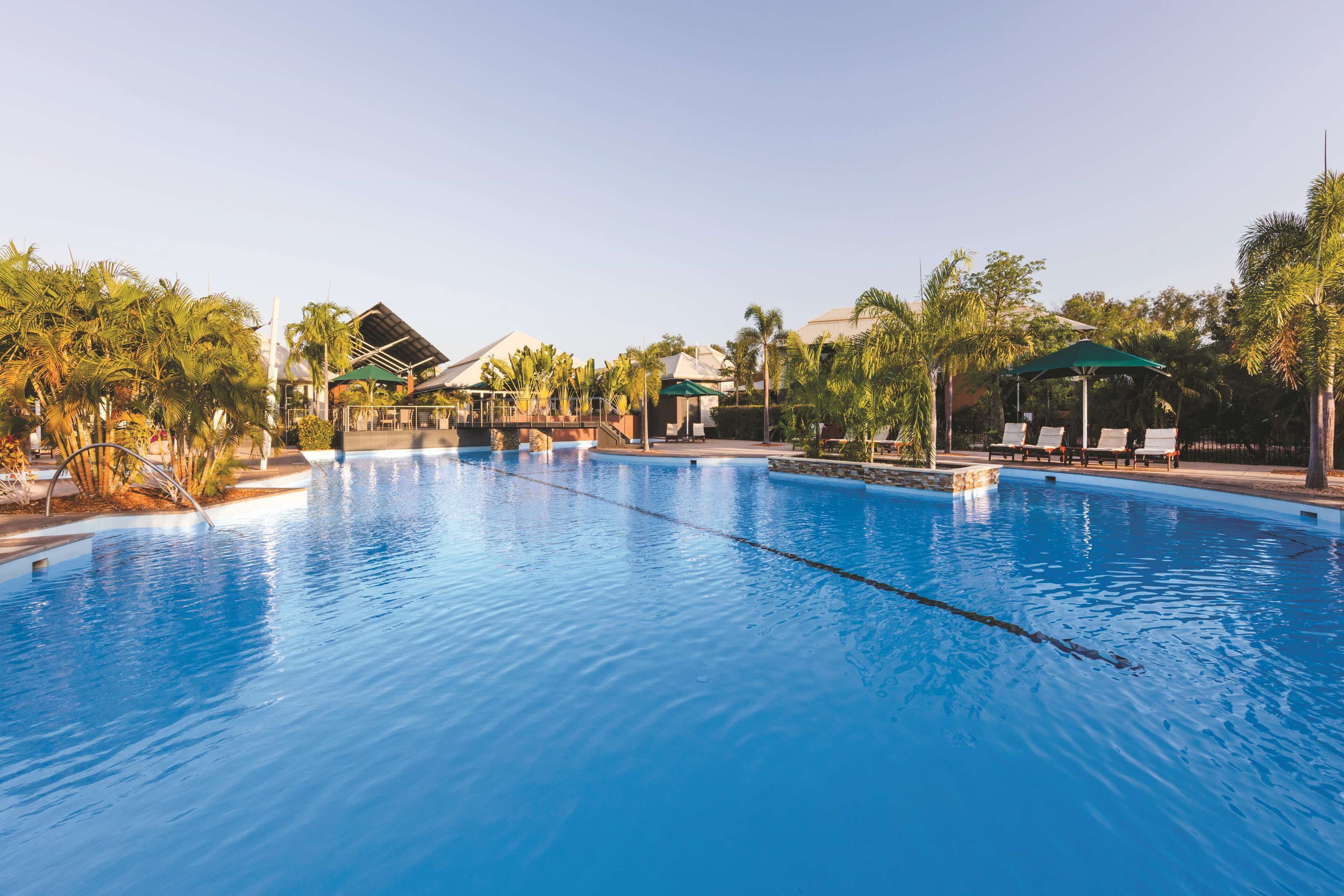 Oaks Cable Beach Resort — image 2