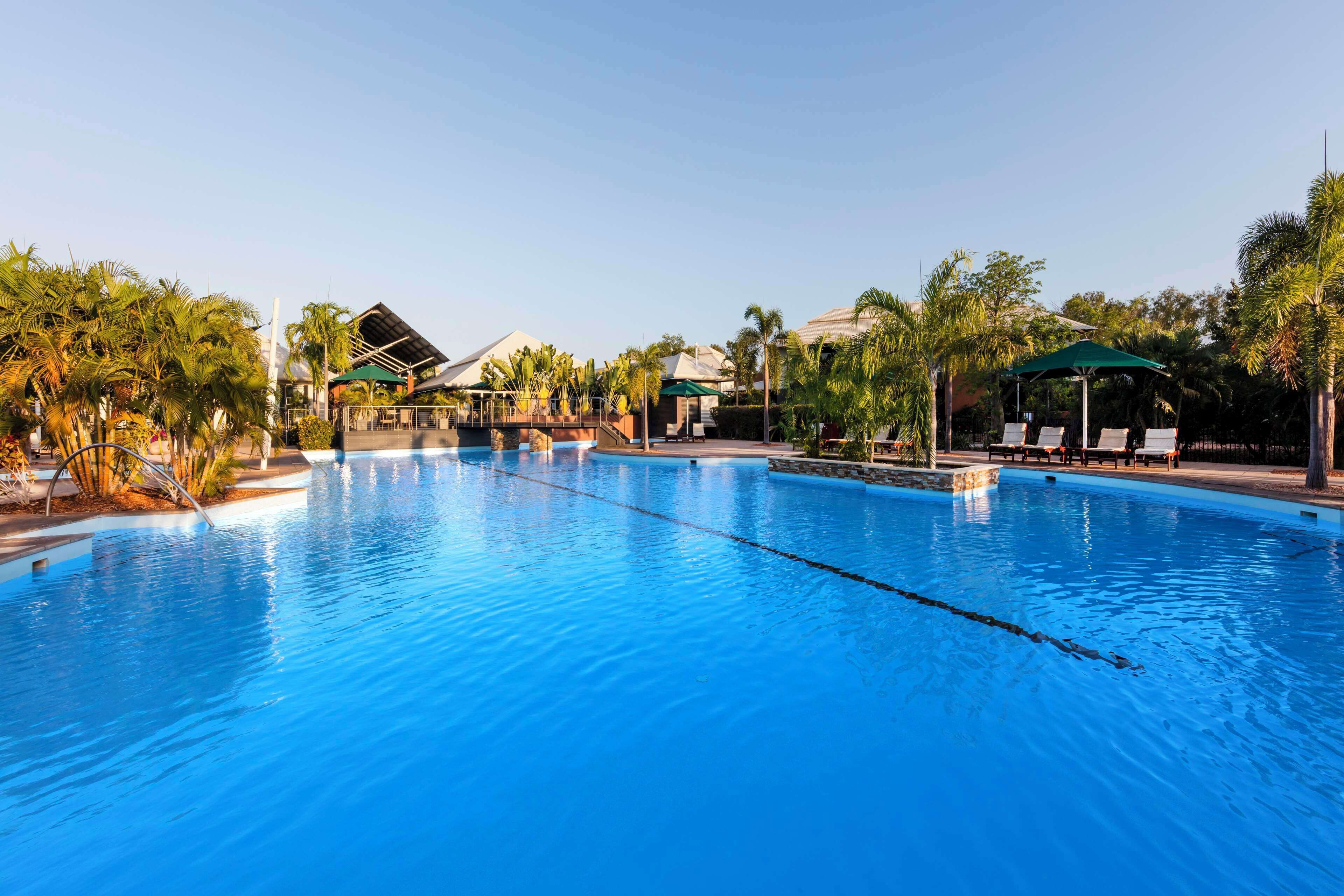 4 outdoor pools, open 6:00 AM to 6:00 PM, sun loungers