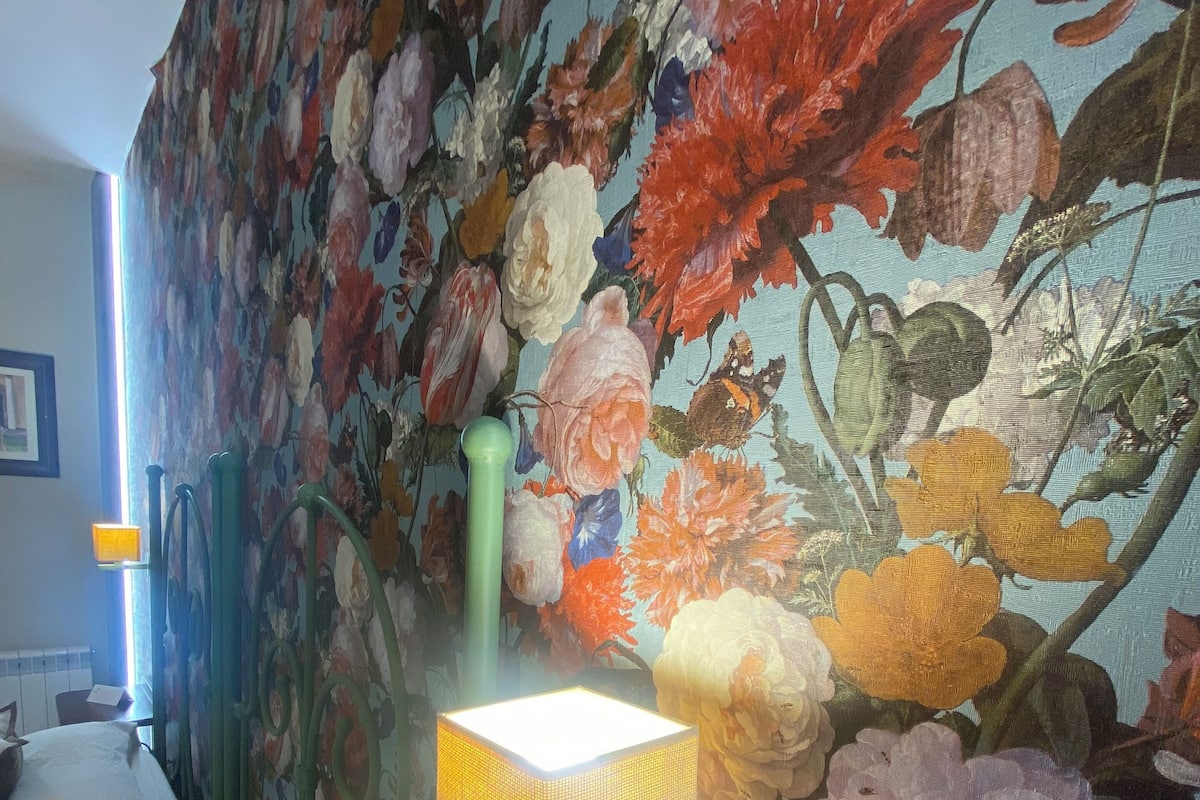 minibar, in-room safe, desk, soundproofing