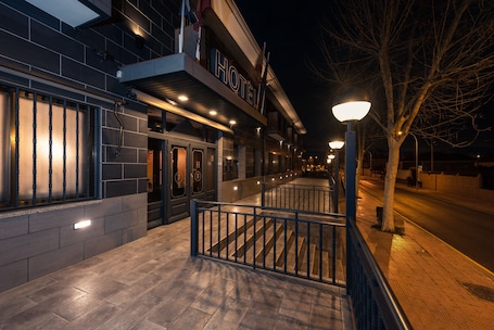 Exterior. Hotel Las Estrellas