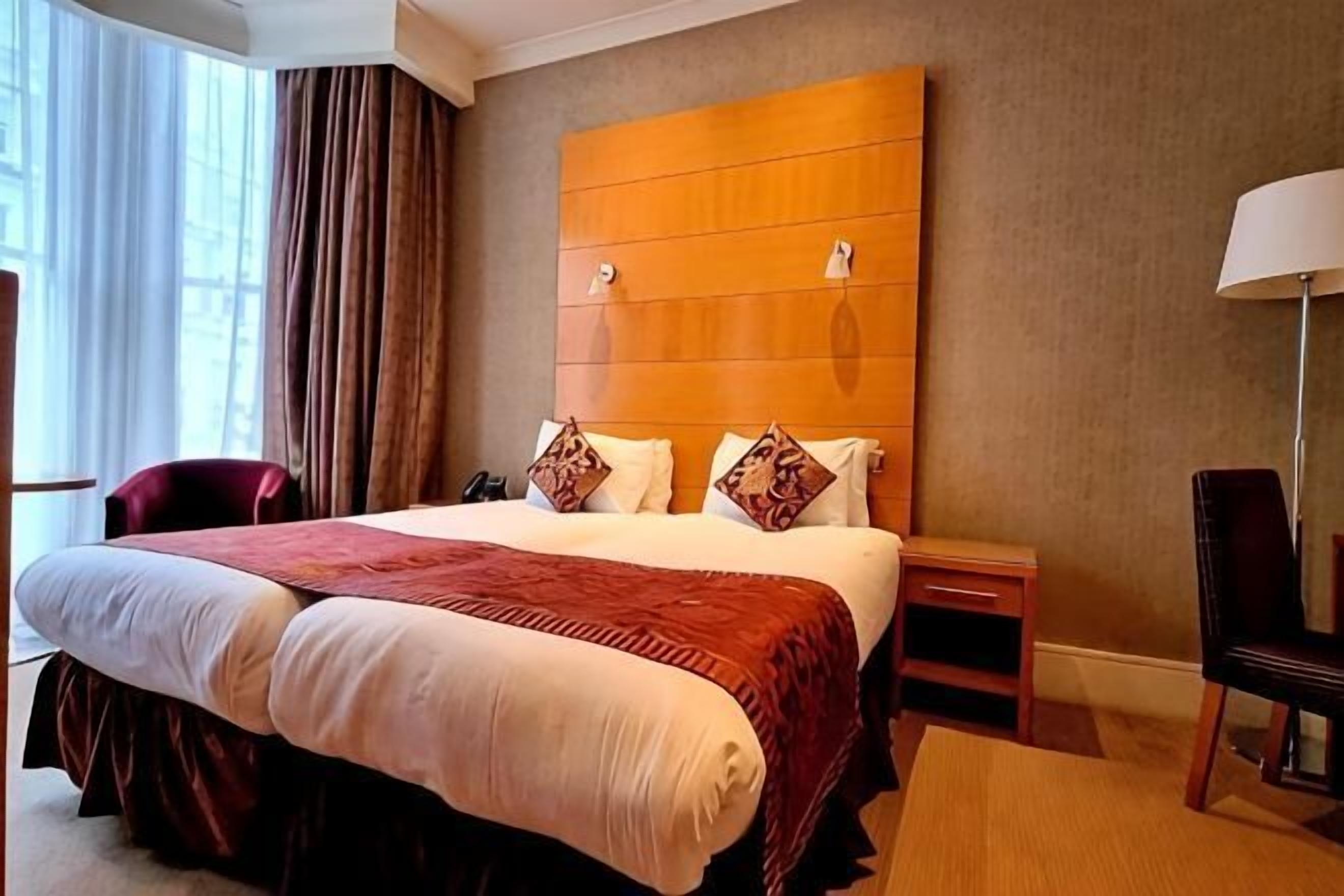 Minibar, in-room safe, desk, blackout curtains