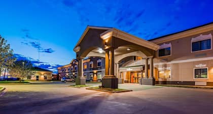 SureStay Plus Hotel by Best Western Quanah