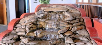 Apple Tree Inn and Suites