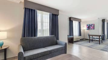 Suite, 1 King Bed, Corner (Dining Table) | Iron/ironing board, free cribs/infant beds, rollaway beds, free WiFi