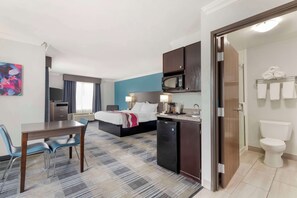 Suite, 1 kingsize bed, hoek (Dining Table) | Een strijkplank/strijkijzer, gratis babybedden, extra bedden (toeslag)