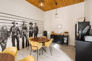 Petit déjeuner continental compris tous les jours