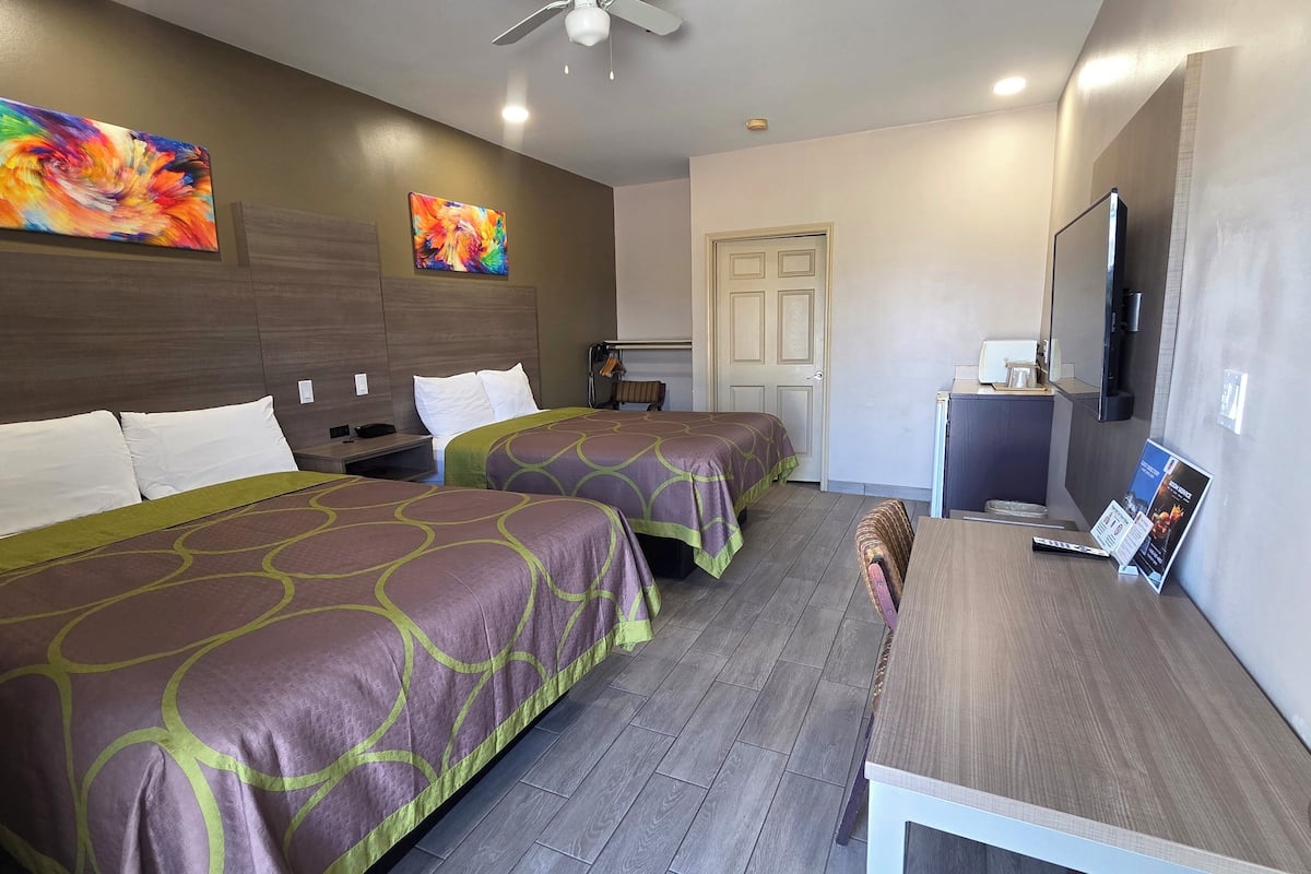 Standard Room, 2 Queen Beds, Accessible, Non Smoking