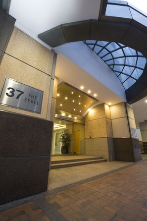 Entrée de l’hébergement